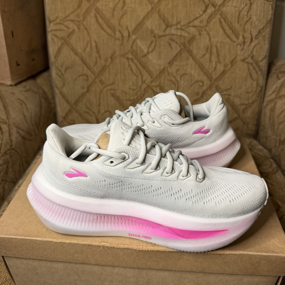 Brooks Glycerin Max 2 Grey Pink White 1204681B048 Women Size 8.5 Running Shoes - Picture 2 of 9